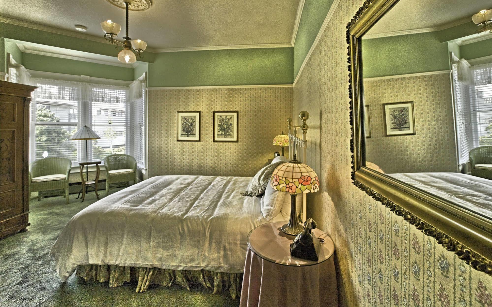 פסיפיק גרוב Centrella Hotel, A Kirkwood Collection Hotel מראה חיצוני תמונה
