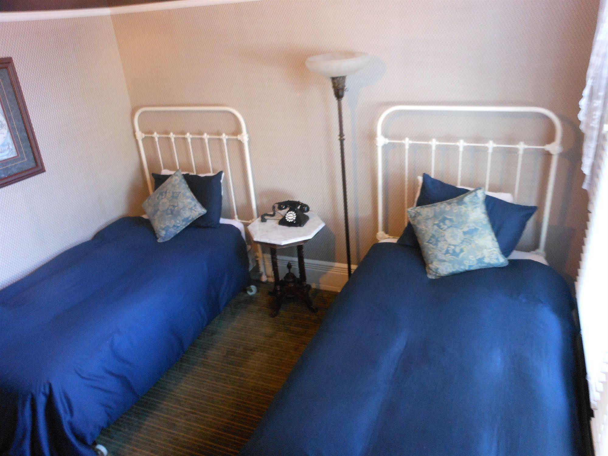 פסיפיק גרוב Centrella Hotel, A Kirkwood Collection Hotel מראה חיצוני תמונה